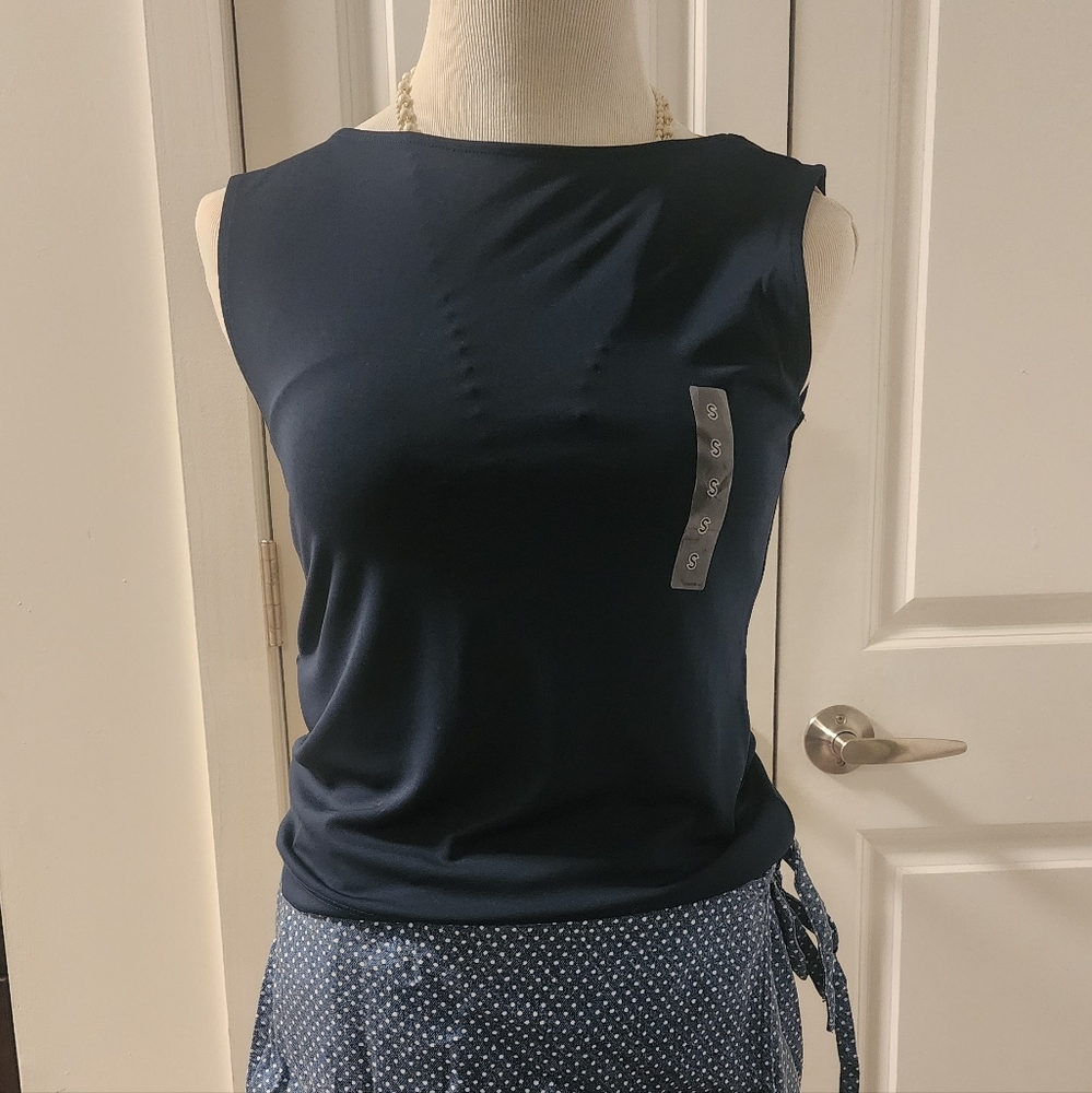 Uniqlo Women's Navy Crepe Neck Top